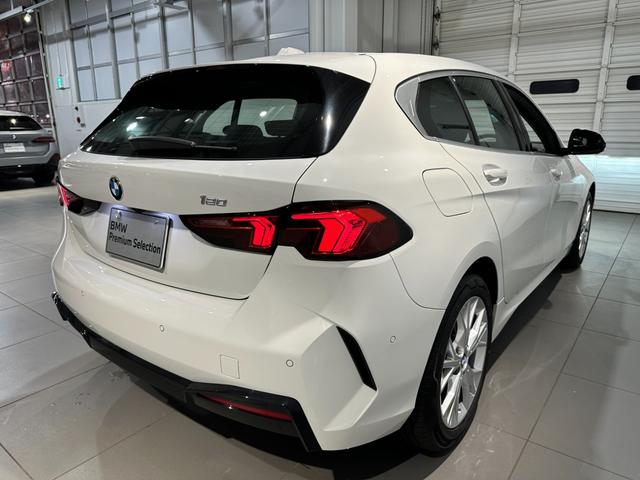 １シリーズ １２０　テクノロジーパッケージ　パーキングアシストプラス　ドライビングアシストプロフェッショナル　マイルドハイブリッドアダプティブＬＥＤヘッドライト　前席シートヒーター　弊社グループデモカー認定中古車２年保証（18枚目）