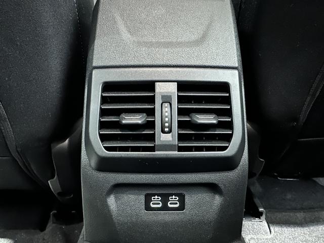 １シリーズ １２０　テクノロジーパッケージ　パーキングアシストプラス　ドライビングアシストプロフェッショナル　マイルドハイブリッドアダプティブＬＥＤヘッドライト　前席シートヒーター　弊社グループデモカー認定中古車２年保証（21枚目）