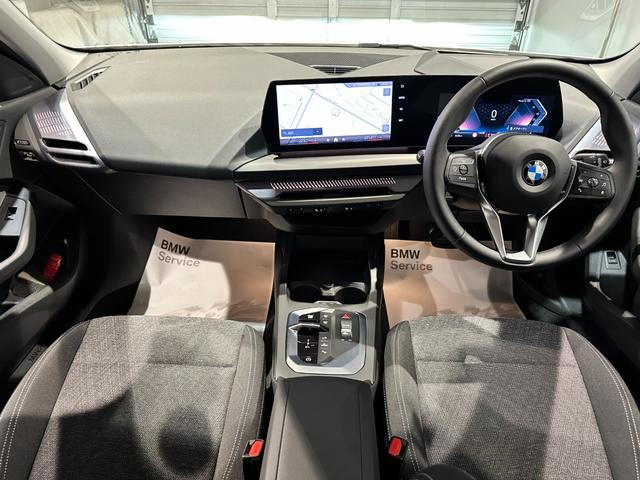 １シリーズ １２０　テクノロジーパッケージ　パーキングアシストプラス　ドライビングアシストプロフェッショナル　マイルドハイブリッドアダプティブＬＥＤヘッドライト　前席シートヒーター　弊社グループデモカー認定中古車２年保証（22枚目）