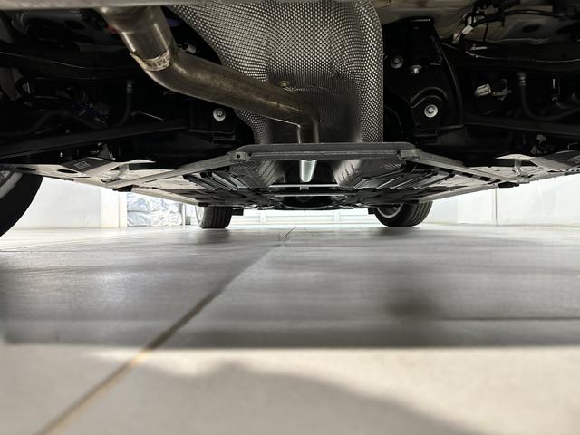 １シリーズ １２０　テクノロジーパッケージ　パーキングアシストプラス　ドライビングアシストプロフェッショナル　マイルドハイブリッドアダプティブＬＥＤヘッドライト　前席シートヒーター　弊社グループデモカー認定中古車２年保証（52枚目）