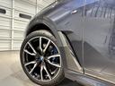 Ｘ７ ｘＤｒｉｖｅ　３５ｄ　Ｍスポーツ　４ＷＤ　ディーゼルターボ　Ｍスポーツ　インテグレイテッドアクティブステアリング　スカイラウンジパノラマルーフ　２列目コンフォートシート　２２インチアロイ　ワンオーナー　認定中古車　２年保証（6枚目）