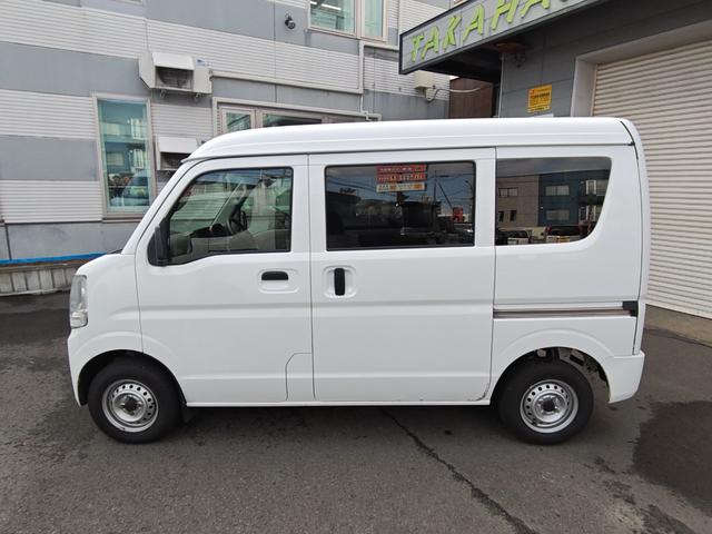 エブリイ ＰＣ　ＰＣハイルーフ・５ＡＧＳ車・４ＷＤ・オートマ・運転席・助手席エアバッグ・エアコン・パワステ・パワーウィンドウ・キーレス・両側スライドドア・レーダーブレーキサポート・夏タイヤ（3枚目）