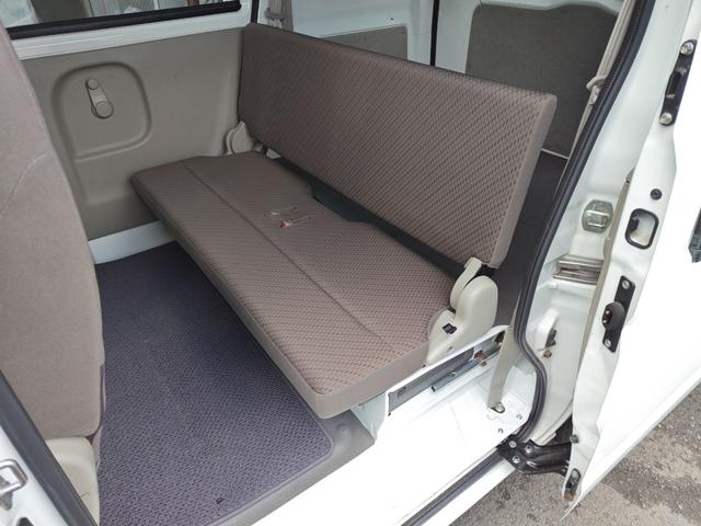 エブリイ ＰＣ　ＰＣハイルーフ・５ＡＧＳ車・４ＷＤ・オートマ・運転席・助手席エアバッグ・エアコン・パワステ・パワーウィンドウ・キーレス・両側スライドドア・レーダーブレーキサポート・夏タイヤ（12枚目）