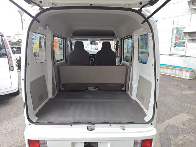 エブリイ ＰＣ　ＰＣハイルーフ・５ＡＧＳ車・４ＷＤ・オートマ・運転席・助手席エアバッグ・エアコン・パワステ・パワーウィンドウ・キーレス・両側スライドドア・レーダーブレーキサポート・夏タイヤ（14枚目）