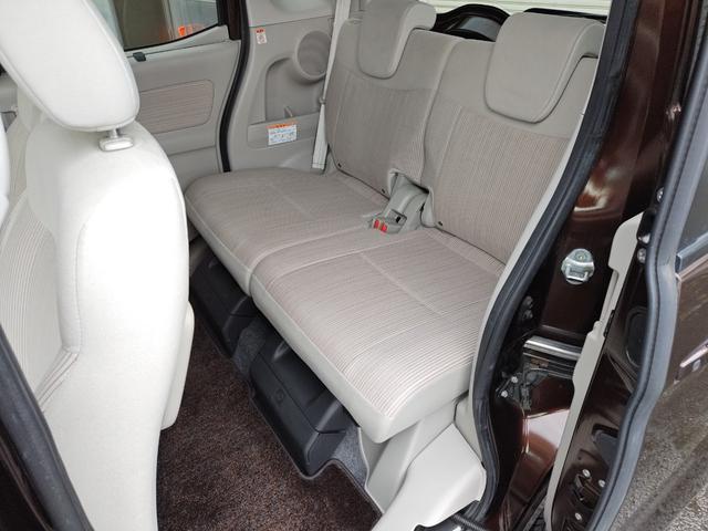 デイズルークス Ｘ　４ＷＤ・オートマ・運転席・助手席エアバッグ・ＡＢＳ・アイドリングストップ車・アラウンドビューモニター・ナビ・ＴＶ・ＥＴＣ・左側パワースライドドア・シートヒーター・寒冷地仕様車・（17枚目）