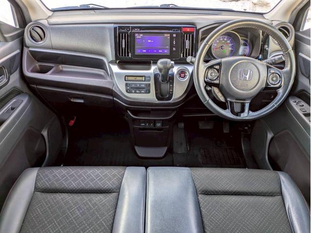 Ｎ－ＷＧＮカスタム Ｇ・Ａパッケージ　ワンオーナー　衝突軽減ブレーキＣＴＢＡ　クルーズコントロール　ステアリングスイッチ　純正ディスプレイオーディオ　バックカメラ　プッシュスタート　スマートキー　４ＷＤ（8枚目）