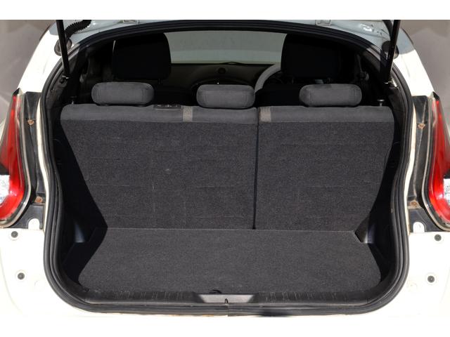 ジューク １６ＧＴ　ＦＯＵＲ　買取直販　ＮＩＳＭＯ仕様　ナビ　地デジ　バックカメラ　ＥＴＣ　プッシュスタート　スマートキー　Ｂｌｕｅｔｏｏｔｈ接続　切替四駆　横滑り防止装置　盗難防止装置　寒冷地仕様　ブースト計　ダブルエアバッグ（31枚目）