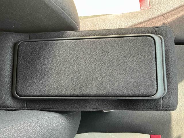 パッソ モーダ　４ＷＤ　ドライブレコーダー　バックカメラ　ナビ　ＴＶ　アルミホイール　ＬＥＤヘッドランプ　スマートキー　アイドリングストップ　電動格納ミラー　シートヒーター　ＣＶＴ　盗難防止システム　衝突安全ボディ（31枚目）