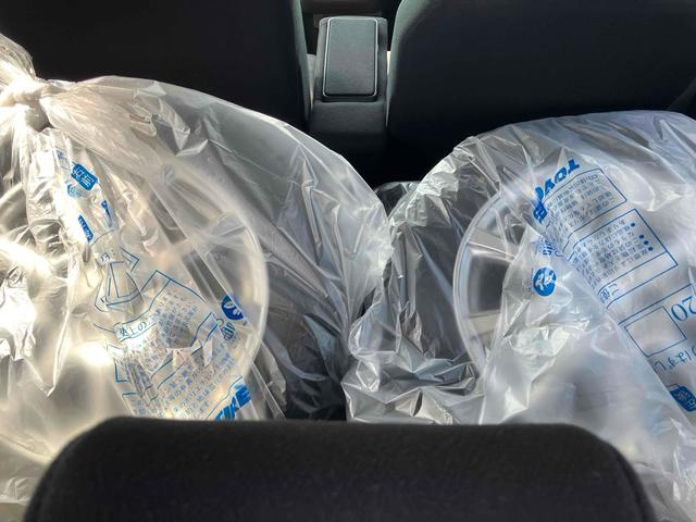 パッソ モーダ　４ＷＤ　ドライブレコーダー　バックカメラ　ナビ　ＴＶ　アルミホイール　ＬＥＤヘッドランプ　スマートキー　アイドリングストップ　電動格納ミラー　シートヒーター　ＣＶＴ　盗難防止システム　衝突安全ボディ（37枚目）