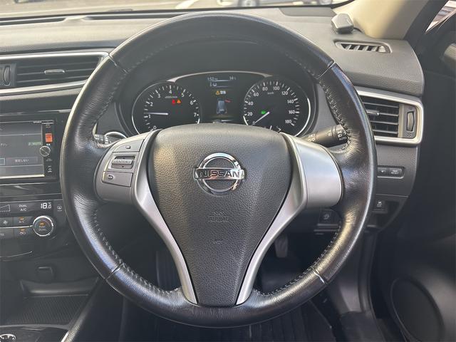 エクストレイル ２０Ｘ　エマージェンシーブレーキパッケージ　４ＷＤ　ＥＴＣ　クリアランスソナー　衝突被害軽減システム　ナビ　ＴＶ　オートライト　アルミホイール　スマートキー　アイドリングストップ　電動格納ミラー　シートヒーター　ＣＶＴ　盗難防止システム（3枚目）