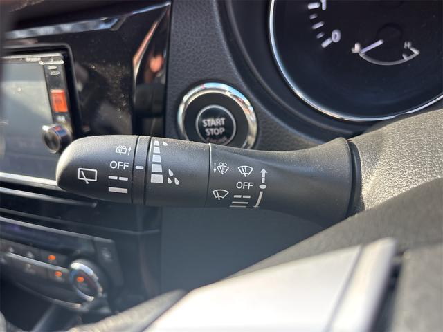 エクストレイル ２０Ｘ　エマージェンシーブレーキパッケージ　４ＷＤ　ＥＴＣ　クリアランスソナー　衝突被害軽減システム　ナビ　ＴＶ　オートライト　アルミホイール　スマートキー　アイドリングストップ　電動格納ミラー　シートヒーター　ＣＶＴ　盗難防止システム（33枚目）