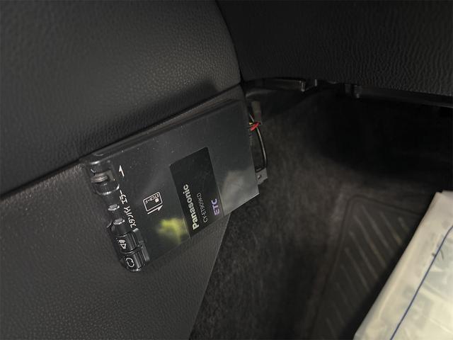 ヤリス ハイブリッドＸ　４ＷＤ　ドライブレコーダー　ＥＴＣ　バックカメラ　ナビ　オートクルーズコントロール　レーンアシスト　衝突被害軽減システム　オートマチックハイビーム　オートライト　スマートキー　電動格納ミラー　ＣＶＴ（24枚目）