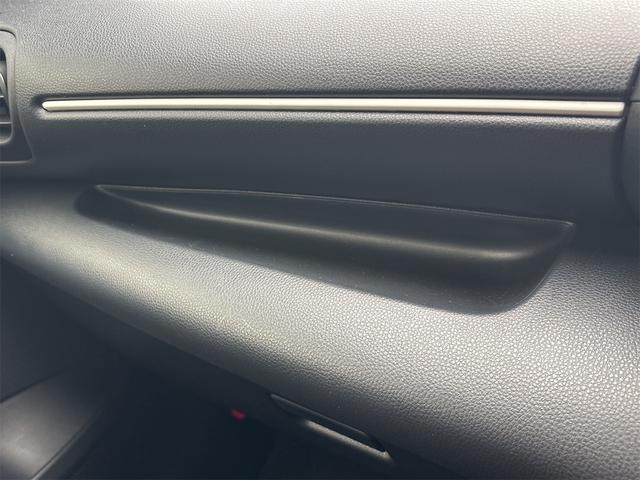 ヤリス ハイブリッドＸ　４ＷＤ　ドライブレコーダー　ＥＴＣ　バックカメラ　ナビ　オートクルーズコントロール　レーンアシスト　衝突被害軽減システム　オートマチックハイビーム　オートライト　スマートキー　電動格納ミラー　ＣＶＴ（35枚目）