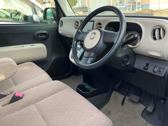 ミラココア ココアＸ　４ＷＤ　バックカメラ　ナビ　ＴＶ　スマートキー　アイドリングストップ　電動格納ミラー　ベンチシート　ＣＶＴ　盗難防止システム　ＡＢＳ　ＣＤ　ＵＳＢ　Ｂｌｕｅｔｏｏｔｈ　衝突安全ボディ　エアコン（21枚目）