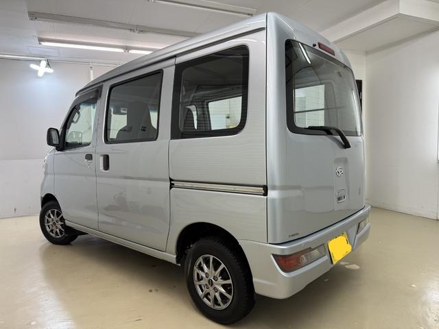 ハイゼットカーゴ スペシャルＳＡＩＩＩ　ハイルーフ　後期モデル　パートタイム４ＷＤ　パワーウインドウ付き　ＥＴＣ　リアヒーター　ＬＥＤヘッドライト　オートハイビーム（9枚目）