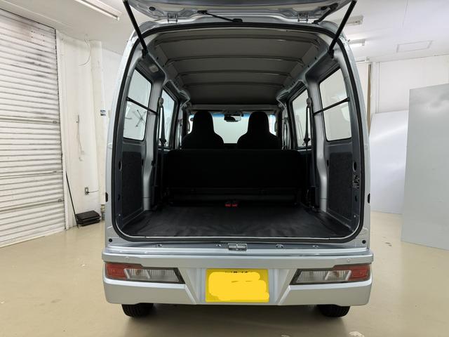 ハイゼットカーゴ スペシャルＳＡＩＩＩ　ハイルーフ　後期モデル　パートタイム４ＷＤ　パワーウインドウ付き　ＥＴＣ　リアヒーター　ＬＥＤヘッドライト　オートハイビーム（18枚目）
