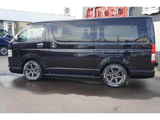 レジアスエースバン スーパーＧＬ　ダークプライムＩＩ　４ＷＤ　４１５ＣＯＢＲＡ　Ｓ－６ボンネット＆クリーンルック３Ｆリップ＆ステージ２ルーフスポイラー＆バッドラッカーＳＤ－６　１７インチＡＷ　両側パワースライドドア　ＥＴＣ　社外コンソールＢＯＸ（29枚目）