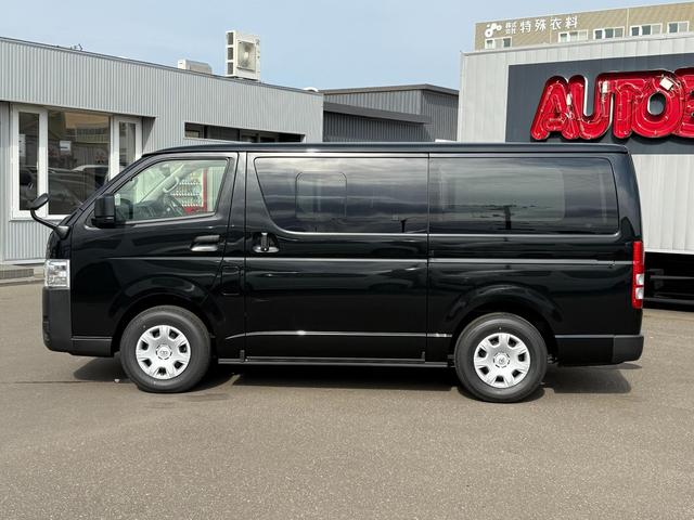 ハイエースバン 　ＤＸ　ロング　ディーゼルターボ　４ＷＤ　登録未使用車　寒冷地仕様　パノラミックビューモニター　デジタインナーミラー　ＬＥＤヘッドランプ　電動格納ミラーヒータ付　リアＡＣ　スライドドアイージークローザー（5枚目）