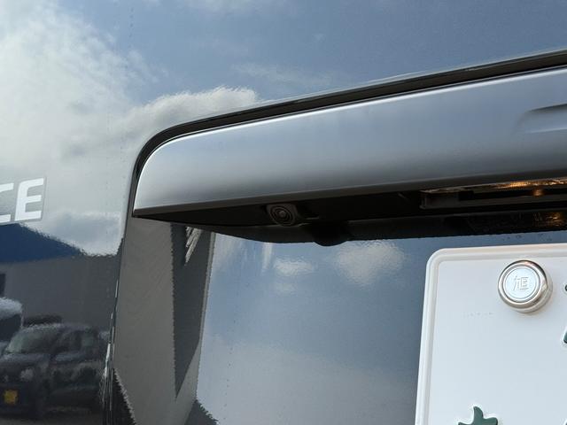 ハイエースバン 　ＤＸ　ロング　ディーゼルターボ　４ＷＤ　登録未使用車　寒冷地仕様　パノラミックビューモニター　デジタインナーミラー　ＬＥＤヘッドランプ　電動格納ミラーヒータ付　リアＡＣ　スライドドアイージークローザー（19枚目）