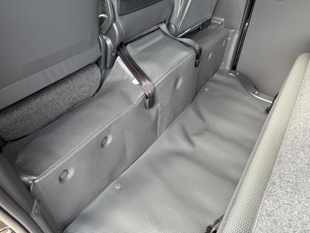 ハイエースバン 　ＤＸ　ロング　ディーゼルターボ　４ＷＤ　登録未使用車　寒冷地仕様　パノラミックビューモニター　デジタインナーミラー　ＬＥＤヘッドランプ　電動格納ミラーヒータ付　リアＡＣ　スライドドアイージークローザー（25枚目）