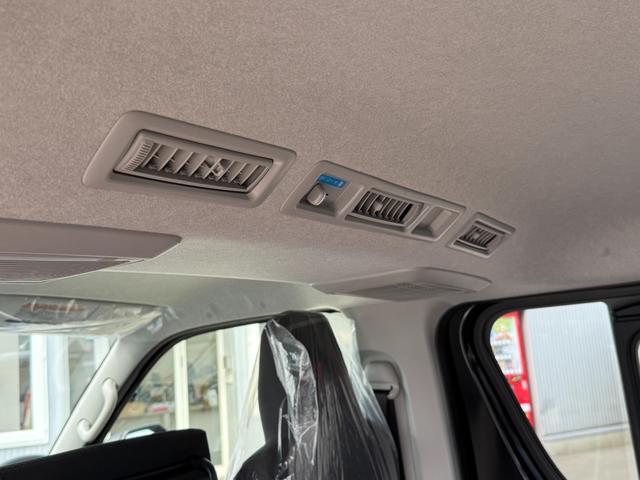 ハイエースバン 　ＤＸ　ロング　ディーゼルターボ　４ＷＤ　登録未使用車　寒冷地仕様　パノラミックビューモニター　デジタインナーミラー　ＬＥＤヘッドランプ　電動格納ミラーヒータ付　リアＡＣ　スライドドアイージークローザー（31枚目）