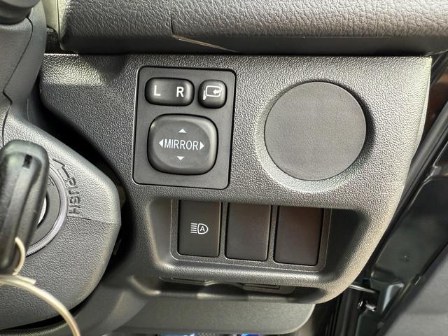 ハイエースバン 　ＤＸ　ロング　ディーゼルターボ　４ＷＤ　登録未使用車　寒冷地仕様　パノラミックビューモニター　デジタインナーミラー　ＬＥＤヘッドランプ　電動格納ミラーヒータ付　リアＡＣ　スライドドアイージークローザー（34枚目）