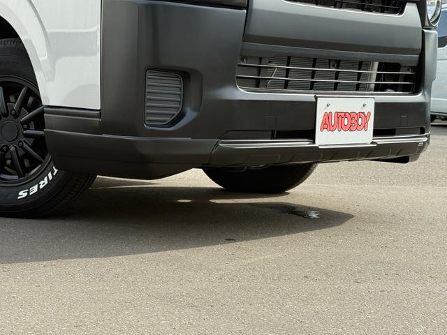 ハイエースバン 　２．８　ＤＸ　ロング　ディーゼルターボ　４ＷＤ　寒冷地仕様　４１５ＣＯＢＲＡ　丸目ヘッドライトキット　ＥＮＣＢ１６インチアルミ　トーヨーオープンカントリー（9枚目）