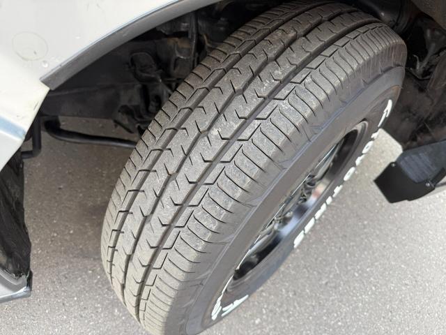 ハイエースバン 　２．８　ＤＸ　ロング　ディーゼルターボ　４ＷＤ　寒冷地仕様　４１５ＣＯＢＲＡ　丸目ヘッドライトキット　ＥＮＣＢ１６インチアルミ　トーヨーオープンカントリー（13枚目）