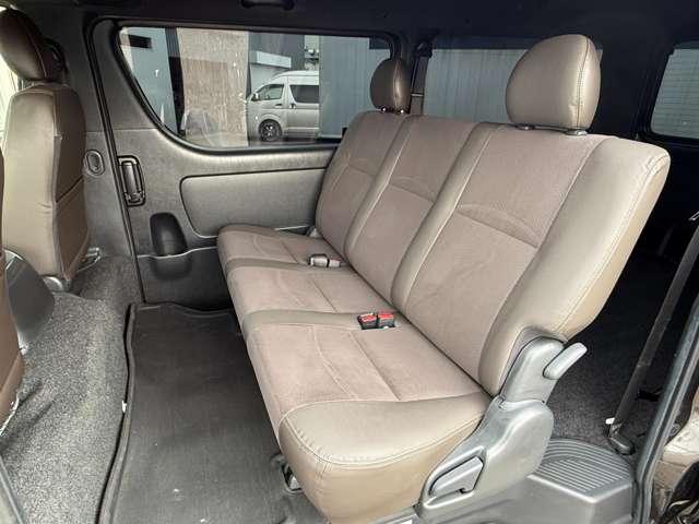 ハイエースバン スーパーＧＬ　５０ＴＨ　アニバーサリーリミテッド　４ＷＤ　４１５ＣＯＢＲＡ　ＣＬ－３　ステージ２ルーフスポイラー　Ｂｙ２ＮＥＯ　ＢＡＤフェイスボンネット　ローフォルムフェンダー　ＥＳＳＥＸ　１７インチブロンズホイール（27枚目）