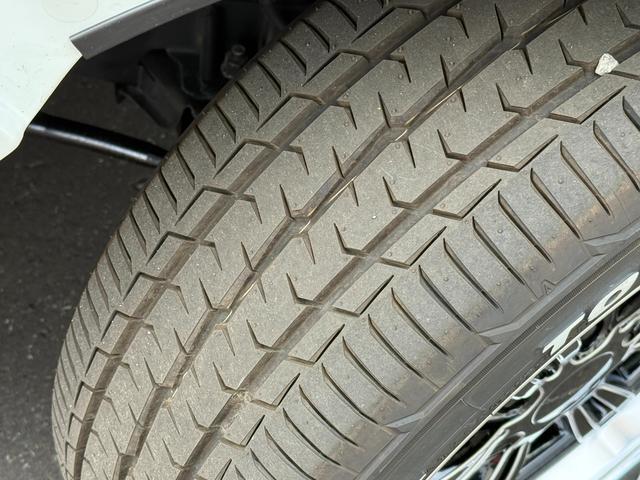 ハイエースバン スーパーGL ダークプライムII 4WD ワンオーナー 寒冷地仕様 パノラミックビューモニター デジタルインナーミラー 415COBRA CL-3フロントリップ CL-2サイドステップ CL-ステップリアバンパー バッドラッカー(16枚目)