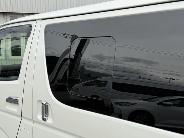 ハイエースバン スーパーGL ダークプライムII 4WD ワンオーナー 寒冷地仕様 パノラミックビューモニター デジタルインナーミラー 415COBRA CL-3フロントリップ CL-2サイドステップ CL-ステップリアバンパー バッドラッカー(25枚目)