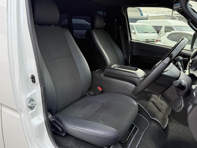 ハイエースバン スーパーGL ダークプライムII 4WD ワンオーナー 寒冷地仕様 パノラミックビューモニター デジタルインナーミラー 415COBRA CL-3フロントリップ CL-2サイドステップ CL-ステップリアバンパー バッドラッカー(27枚目)