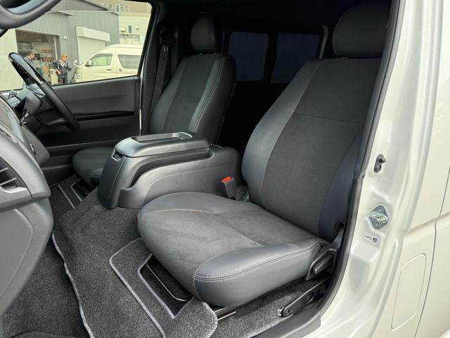 ハイエースバン スーパーGL ダークプライムII 4WD ワンオーナー 寒冷地仕様 パノラミックビューモニター デジタルインナーミラー 415COBRA CL-3フロントリップ CL-2サイドステップ CL-ステップリアバンパー バッドラッカー(29枚目)