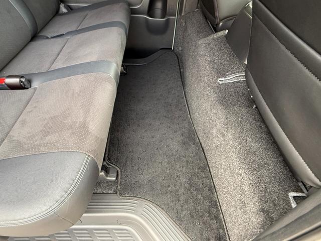 ハイエースバン スーパーGL ダークプライムII 4WD ワンオーナー 寒冷地仕様 パノラミックビューモニター デジタルインナーミラー 415COBRA CL-3フロントリップ CL-2サイドステップ CL-ステップリアバンパー バッドラッカー(46枚目)