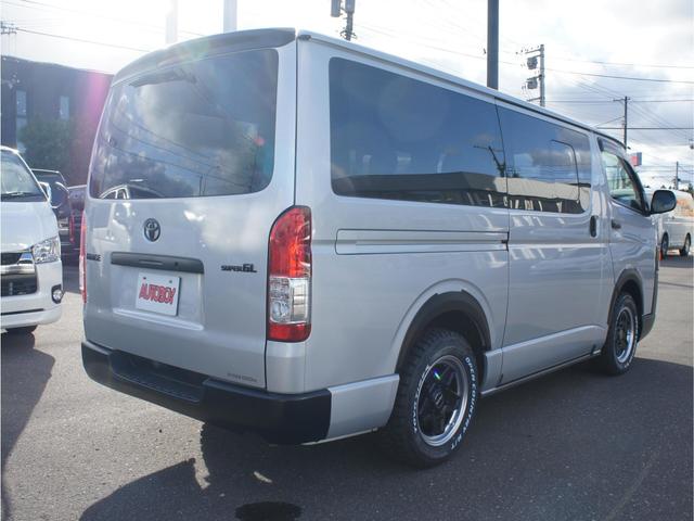 レジアスエースバン スーパーＧＬ　４ＷＤ　４１５ＣＯＢＲＡ丸目キット＆ＣＬ３フロントリップ＆ステージＩリアスポ　４１５ＳＡＦＡＲＩオーバーフェンダー　ＥＳＳＥＸステラ１６インチＡＷ　ＴＯＹＯオープンカントリーＲ／Ｔ　寒冷地仕様（6枚目）