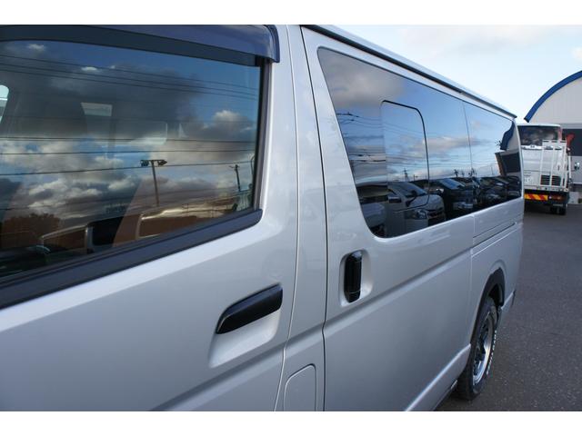 レジアスエースバン スーパーＧＬ　４ＷＤ　４１５ＣＯＢＲＡ丸目キット＆ＣＬ３フロントリップ＆ステージＩリアスポ　４１５ＳＡＦＡＲＩオーバーフェンダー　ＥＳＳＥＸステラ１６インチＡＷ　ＴＯＹＯオープンカントリーＲ／Ｔ　寒冷地仕様（12枚目）