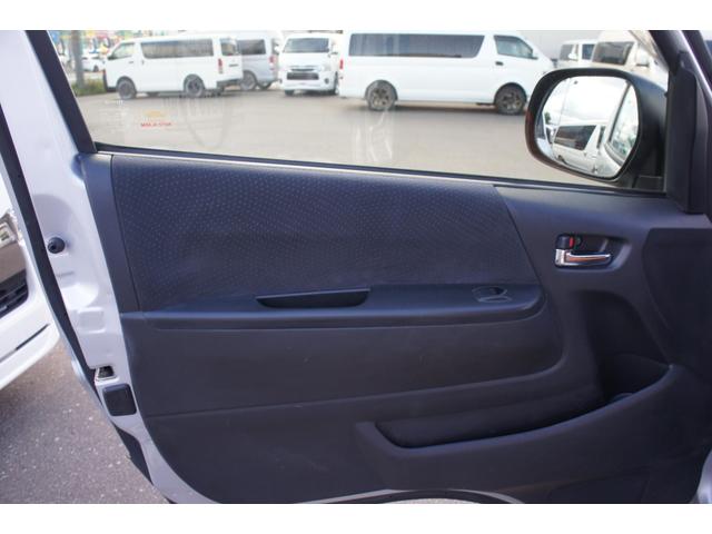 レジアスエースバン スーパーＧＬ　４ＷＤ　４１５ＣＯＢＲＡ丸目キット＆ＣＬ３フロントリップ＆ステージＩリアスポ　４１５ＳＡＦＡＲＩオーバーフェンダー　ＥＳＳＥＸステラ１６インチＡＷ　ＴＯＹＯオープンカントリーＲ／Ｔ　寒冷地仕様（38枚目）