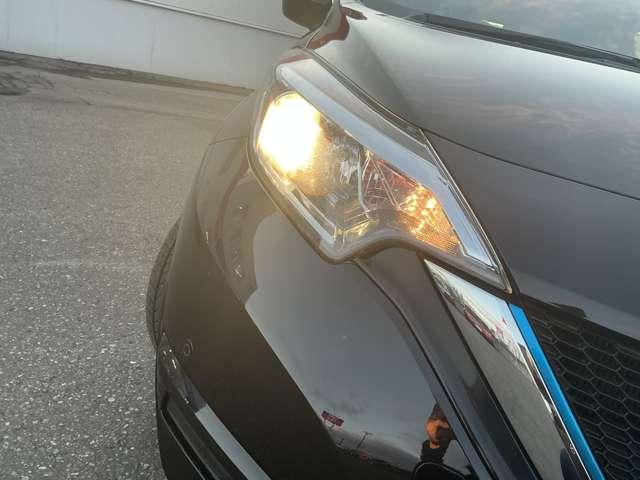 ノート 1.2 e-POWER X FOUR 4WD E-POWER・E-4WD・純正ナビ・エマージェンシ 車線逸脱防止 踏み間違え防止 切替4WD 寒冷地仕様車 パワーステアリング ABS AW アイドリングストップ ナビTV フルオートエアコン 運転席エアバッグ メモリーナビ 盗難防止装置 キーレス(8枚目)