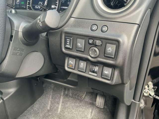 ノート 1.2 e-POWER X FOUR 4WD E-POWER・E-4WD・純正ナビ・エマージェンシ 車線逸脱防止 踏み間違え防止 切替4WD 寒冷地仕様車 パワーステアリング ABS AW アイドリングストップ ナビTV フルオートエアコン 運転席エアバッグ メモリーナビ 盗難防止装置 キーレス(13枚目)