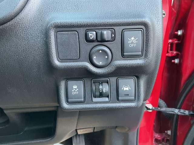 ノート 1.2 X FOUR 4WD 純正エンジンスターター/エマージェンシー 4wd 盗難防止装置 禁煙車 レーンアシスト オートエアコン スマートキー ETC ABS ワンオーナー 衝突軽減システム(9枚目)