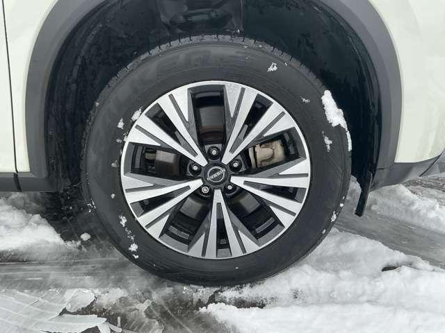 エクストレイル １．５　Ｘ　ｅ－４ＯＲＣＥ　４ＷＤ　日産コネクトナビ／プロパイロット／アラウン　エマブレ　１オーナー　レーンキープアシスト　アダプティブクルーズコントロール　禁煙　バックモニター　ＬＥＤヘッドライト　インテリジェントキー　ＥＴＣ　４ＷＤ　寒冷地仕様　キーレスエントリー　ＡＡＣ（10枚目）