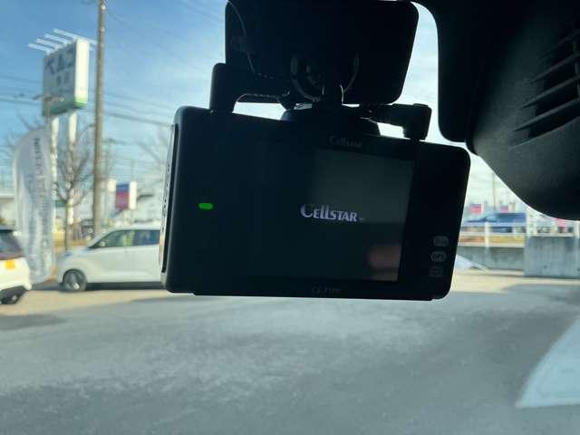 ＮＶ１００クリッパーバン ６６０　ＧＸターボ　ハイルーフ　４ＷＤ　エマージェンシーブレーキ／横滑り防止装置／　インテリジェントエマージェンシーブレーキ　車線逸脱防止　１オーナー　４ＷＤ　キーレス　フルオートエアコン　禁煙　ＰＳ　寒冷地仕様　ＡＢＳ　運転席エアバッグ　ダブルエアバッグ　パワーウィンドー（19枚目）