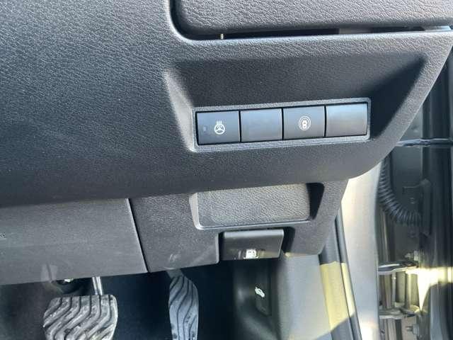 ノート １．２　Ｓ　ＦＯＵＲ　４ＷＤ　Ｅ－ＰＯＷＥＲ　Ｅ－４ＷＤ／アラウンドビューモニター／Ｌ　車線逸脱　ＬＥＤライト　サイドエアバック　誤発進抑制　禁煙　スマートキーシステム　盗難防止装置　ナビＴＶ　全方位カメラ　ワンオーナー　キーレスキー　メモリーナビ　ＥＴＣ車載器　４ＷＤ　寒冷地仕様（12枚目）