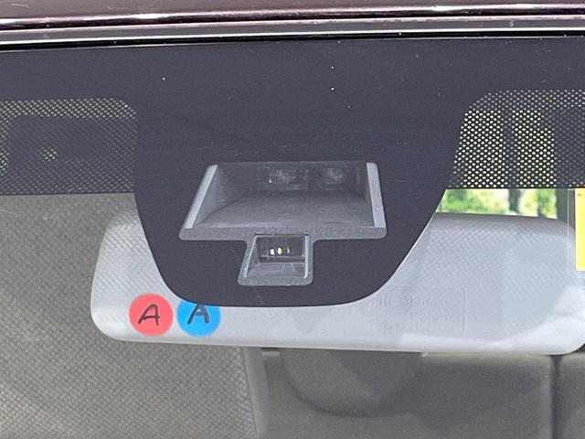 L 4WD 禁煙車 ワンオーナー 純正ナビ 全周囲カメラ スズキセーフティサポート 前席シートヒーター スマートキー フルセグTV アイドリングストップ 横滑り防止装置 ベンチシート ドアバイザー(5枚目)