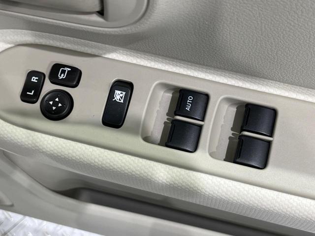 L 4WD 禁煙車 ワンオーナー 純正ナビ 全周囲カメラ スズキセーフティサポート 前席シートヒーター スマートキー フルセグTV アイドリングストップ 横滑り防止装置 ベンチシート ドアバイザー(33枚目)