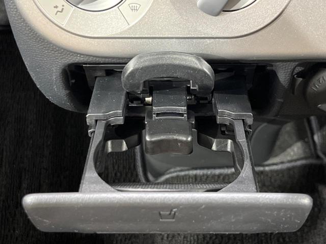 リミテッド 4WD 禁煙車 シートヒーター スマートキー 電動格納ミラー ベンチシート CDオーディオ 盗難防止装置 プライバシーガラス ヘッドライトレベライザー(30枚目)