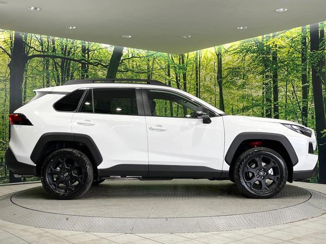 ＲＡＶ４ ハイブリッドアドベンチャー　オフロードパッケージＩＩ　４ＷＤ　登録済未使用車　バックカメラ　寒冷地仕様　プリクラッシュセーフティ　レーダークルーズ　レザーシート　前席シートエアコン　パワーシート　コーナーセンサー　スマートキー　ＬＥＤヘッド　ルーフレール（59枚目）