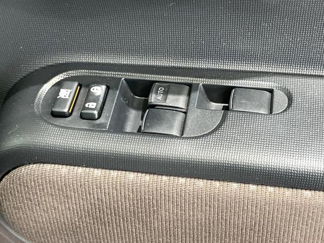 スペイド Ｘ　４ＷＤ　電動スライドドア　禁煙車　バックカメラ　ＳＤナビ　寒冷地仕様　スマートキー　ＨＩＤヘッド　ドラレコ　ＥＴＣ　オートライト　オートエアコン　Ｂｌｕｅｔｏｏｔｈ　地デジ　１５インチアルミホイール（33枚目）