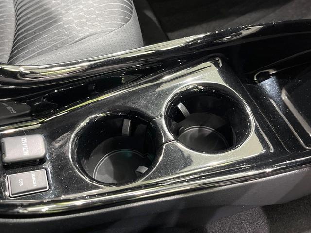 プリウス Ａ　４ＷＤ　ＳＤナビ　バックカメラ　寒冷地仕様　プリクラッシュセーフティ　レーダークルーズ　ドラレコ　コーナーセンサー　スマートキー　ＬＥＤヘッド　ビルトインＥＴＣ　オートハイビーム　パークアシスト（50枚目）
