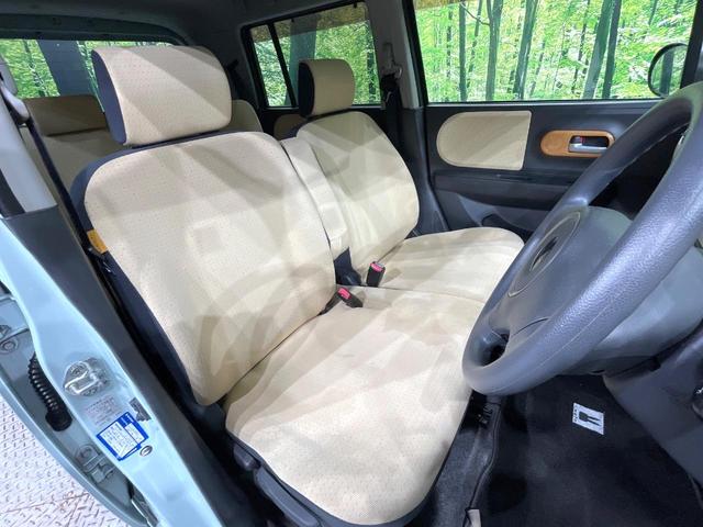 アルトラパン Ｇ　４ＷＤ　ＳＤナビ　バックカメラ　シートヒーター　スマートキー　ＣＤ　ＵＳＢ　ｉＰｏｄ　地デジ　ドアバイザー　ヘッドライトレベライザー　パワーウィンドウ　パワーステアリング　トラクションコントロール（7枚目）